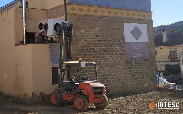 Instalación de aerotermia con suelo radiante en hotel de huesca